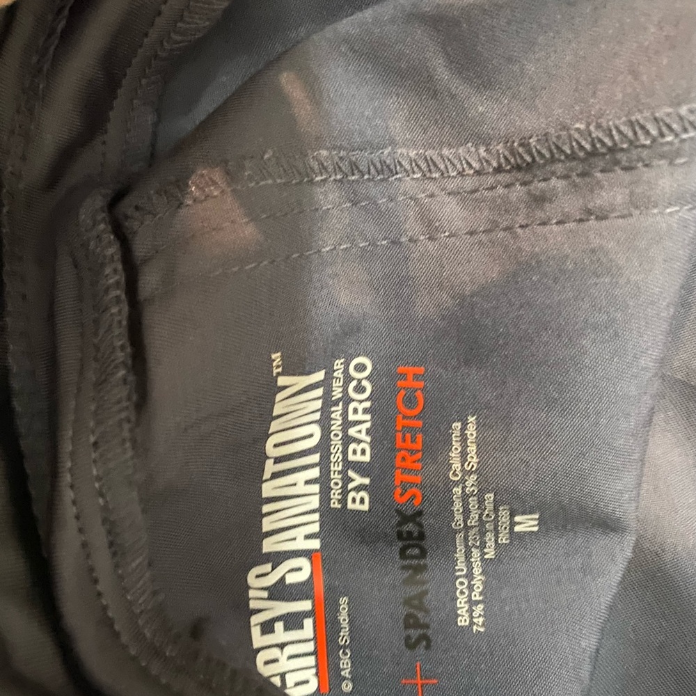 NWOT! Grey’s Anatomy Granite/dark gray stretchy scrub pants. Size M. - Picture 7 of 8